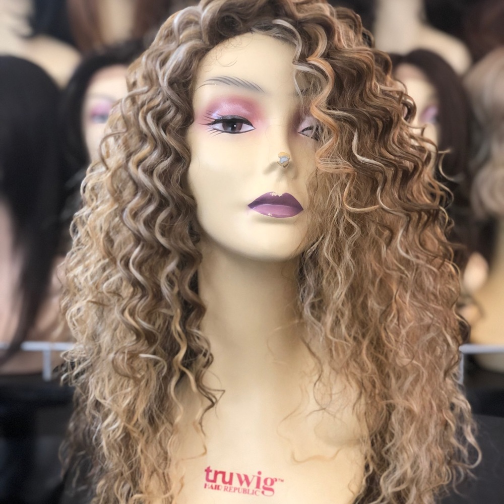Wig Long Blonde Curly Wig - Picture 5 of 9